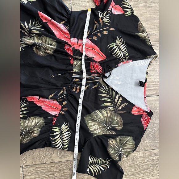 Black Ruched Ruffled Midi Sundress 🩷 - Picture 8 of 12